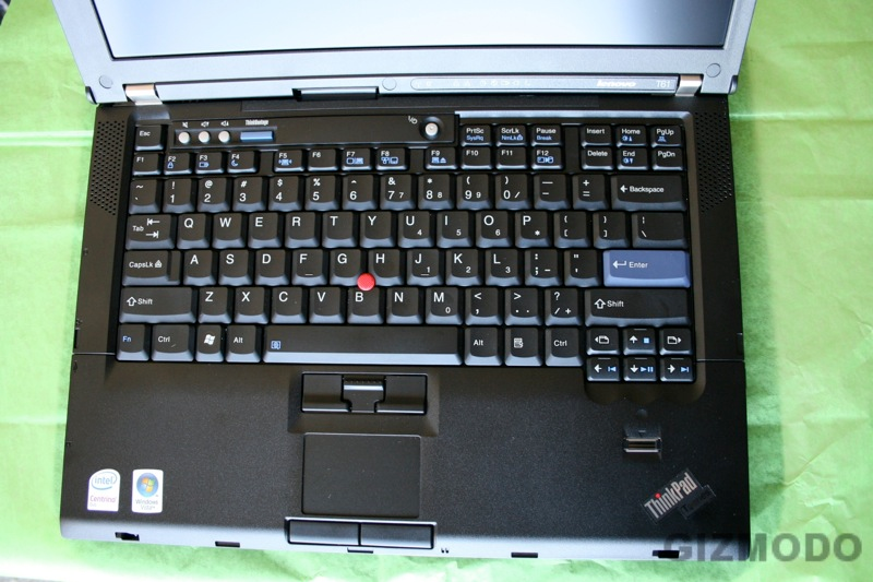 Illustration for article titled Lenovo T61 Thinkpad's Magnesium Rollcage == Wolverine's Bones